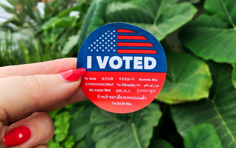 voter-sticker-1 Rocking California’s “I Voted” Sticker in CSS for Election Day 2018 design tips 